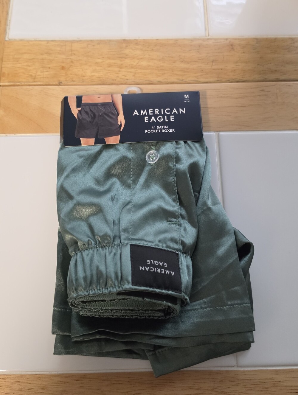 AEO Men's Solid Satin Pocket Boxer